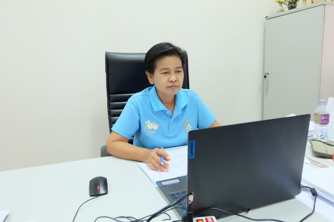 title - ผู้ตรวจราชการกรม ร่วมประชุมตรวจติดตามความก้าวหน้า ผลการดำเนินงานตามแผนการตรวจราชการและการขับเคลื่อนแบบบูรณาการ ในพื้นที่ของผู้ตรวจราชการกระทรวงเกษตรและสหกรณ์ ประจำปีงบประมาณ พ.ศ. 2565 รอบที่ 2 ของจังหวัดอุทัยธานี ผ่านระบบการประชุมทางไกลออนไลน์ Application Zoom